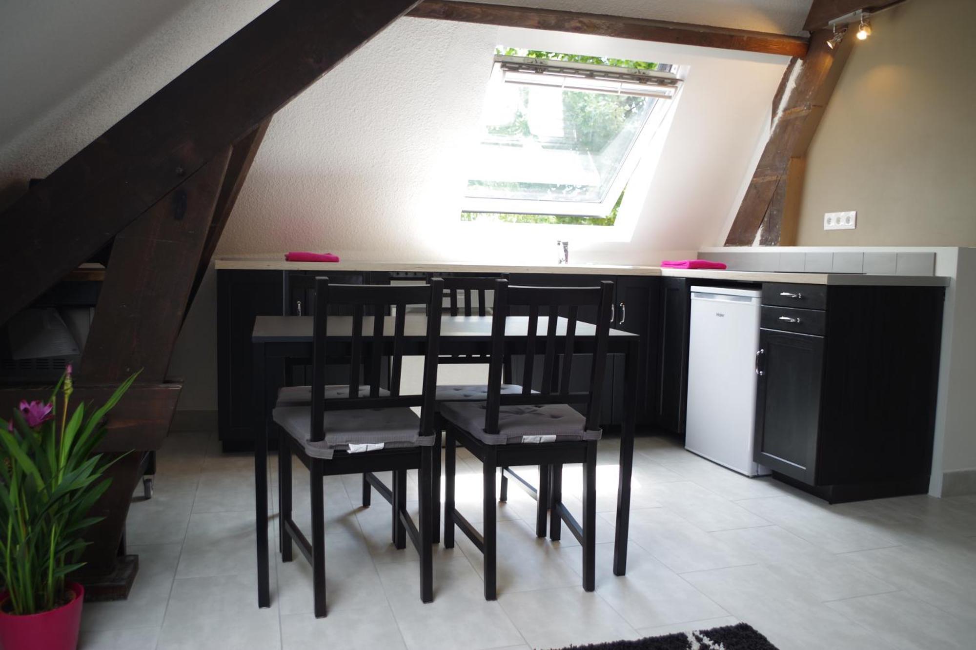 Le Logis De La Tour Lägenhet Amboise Exteriör bild