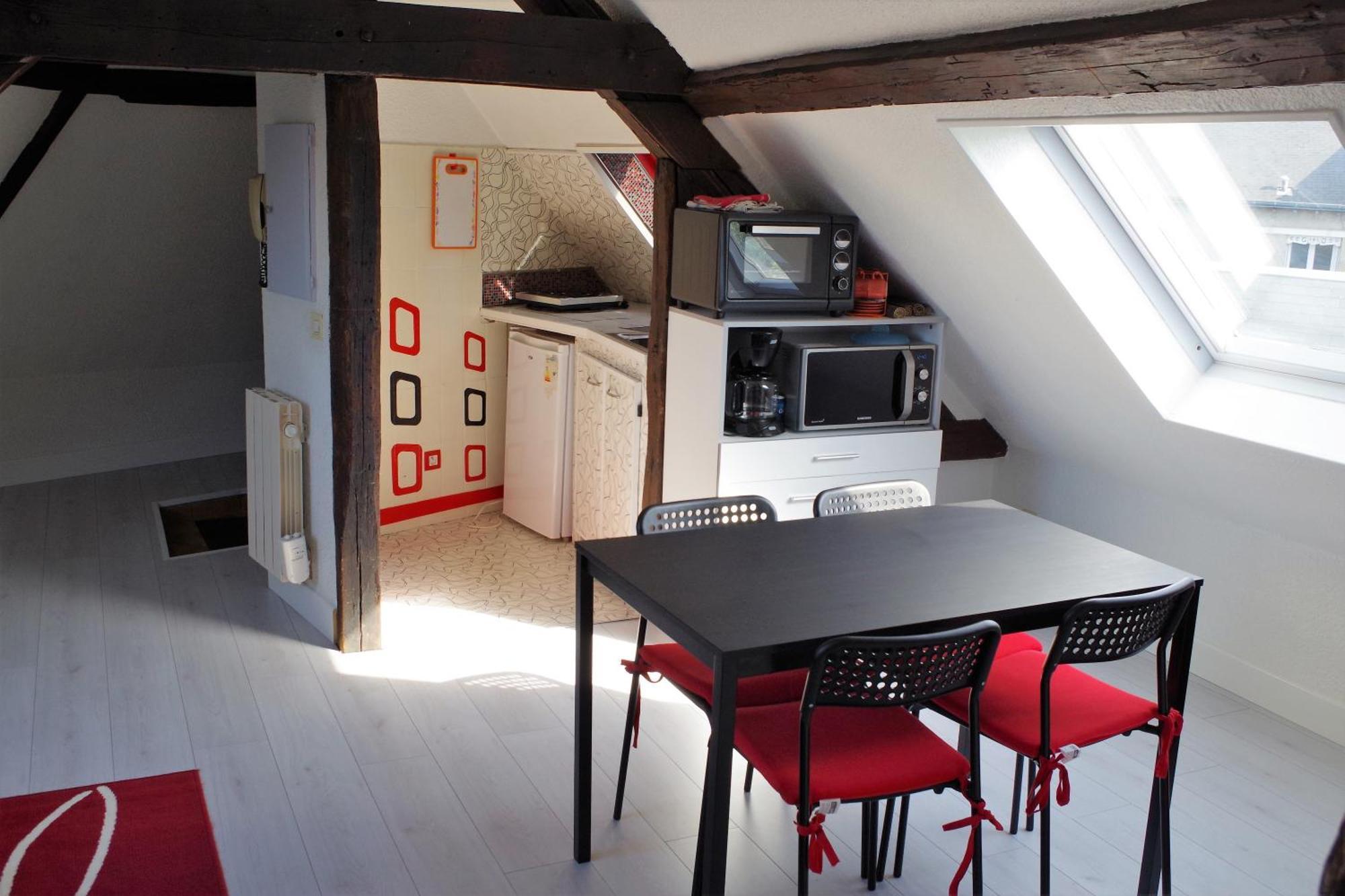 Le Logis De La Tour Lägenhet Amboise Exteriör bild